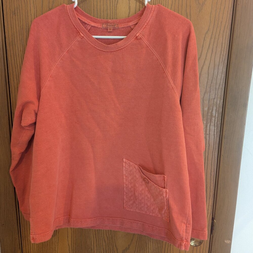 Focus Coral Lightweight Sweatshirt with Decorative Stitched Front Pocket Coral-S